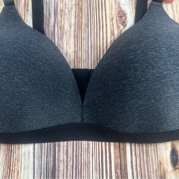 NWT STRM LINE BRA WIREFREE SIZE 40D - Picture 11 of 13